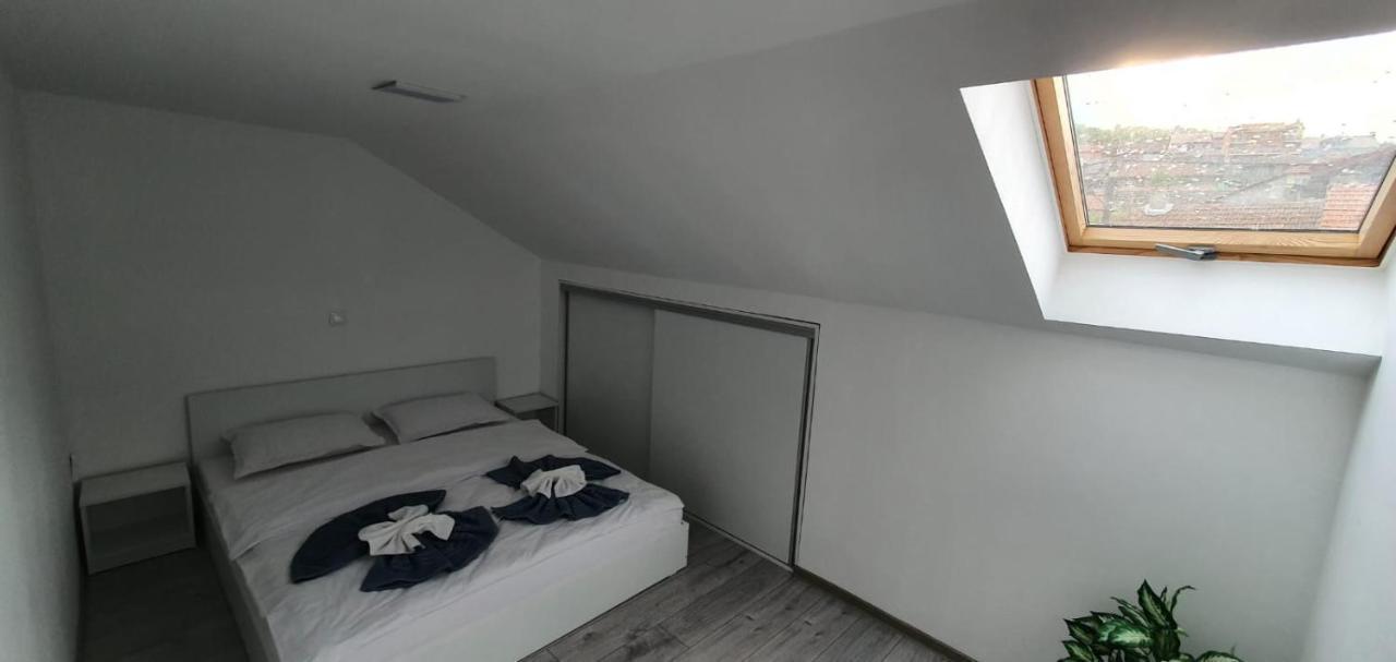 Apartament La Sika Orşova Exterior foto